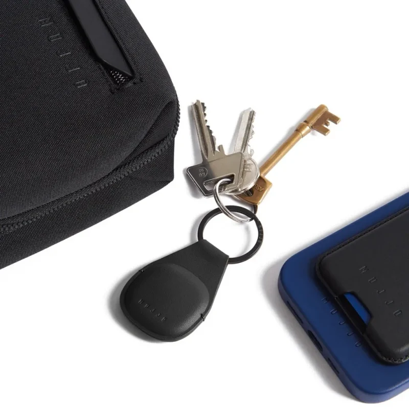 Mujjo Canopy Airtag Keychain - Image 4
